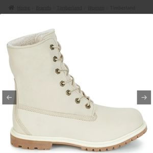 Timberland Teddy Fleece Boots - Size 6